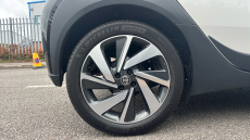 Toyota Aygo X 1.0 VVT-i Edge 5dr Petrol Hatchback